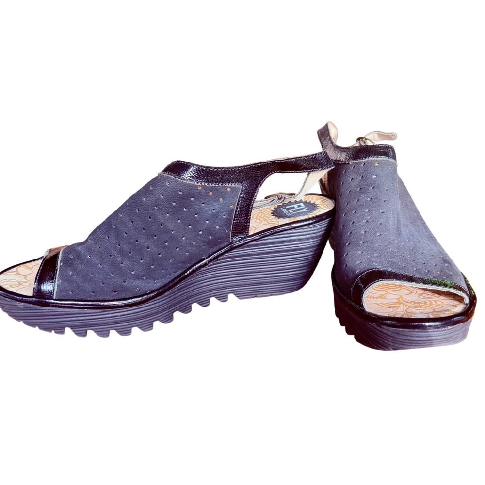 Fly London Yile Charcoal Black Suede Patent Wedge Sandals Womens 42 US 11-11.5